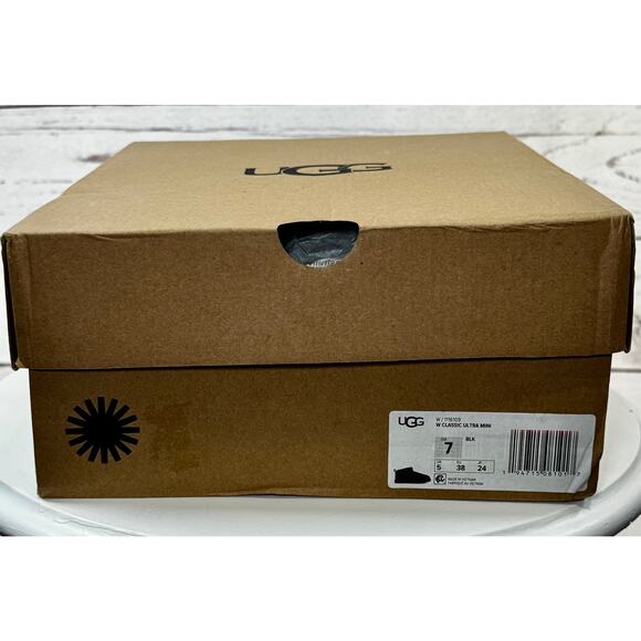 UGG Classic Ultra Mini Boots Black Suede Women’s Size 7 – New With Box - Picture 13 of 13